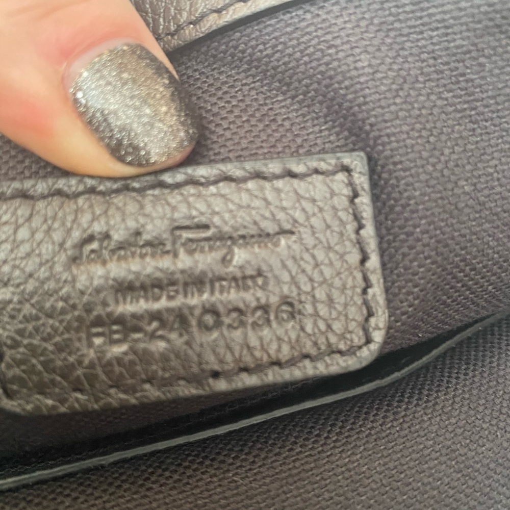 Ferragamo top handle tote - Picture 6 of 16